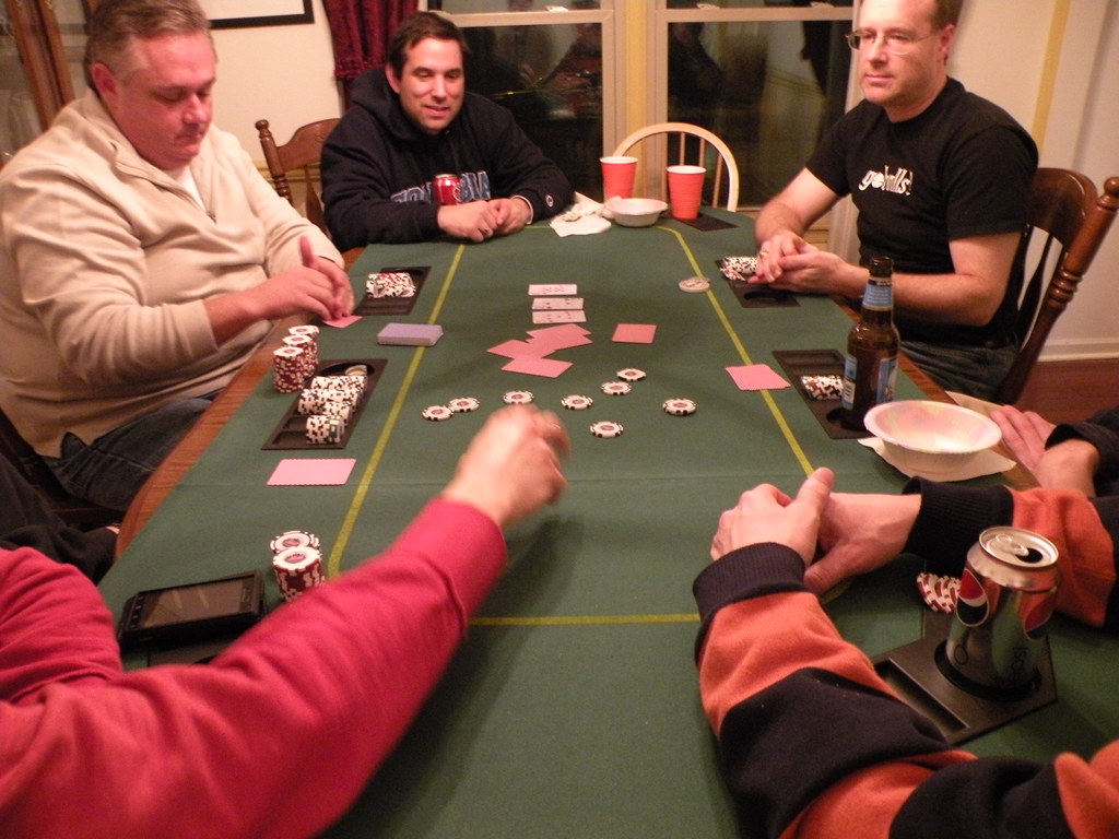 What are the reasons why poker games are so popular?