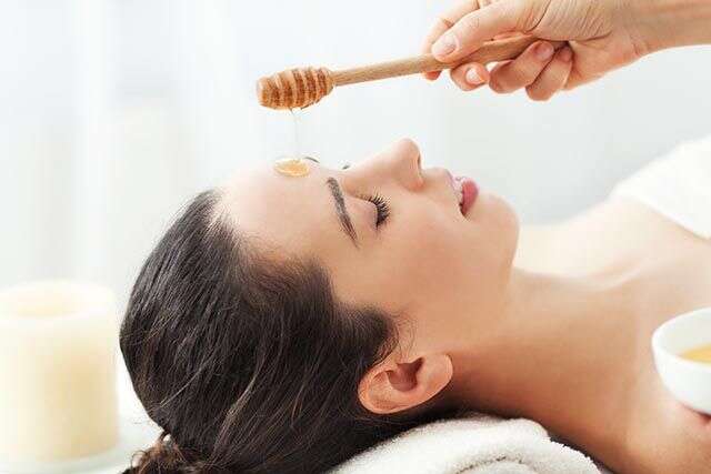 Mistakes to avoid while using honey as a beauty product 