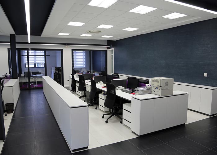 Factors To Consider When Installing A New Ceiling In Your offices